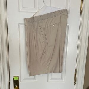 Fairway & Greene Men's Tan Cargo Shorts